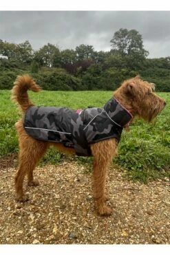 Dryrobe Dog Coat - Black Camo Pink 7 Dryrobe Dog Coat - Black Camo Pink -RED PADDLE CO. Sales kruze pink dryrobe