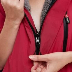 Red Original Pro Changing Jacket 2.0 EVO Long Sleeve - Fuchsia Pink -RED PADDLE CO. Sales red original pro changing jacket 2.0 long sleeve fuchsia pink front zip detail